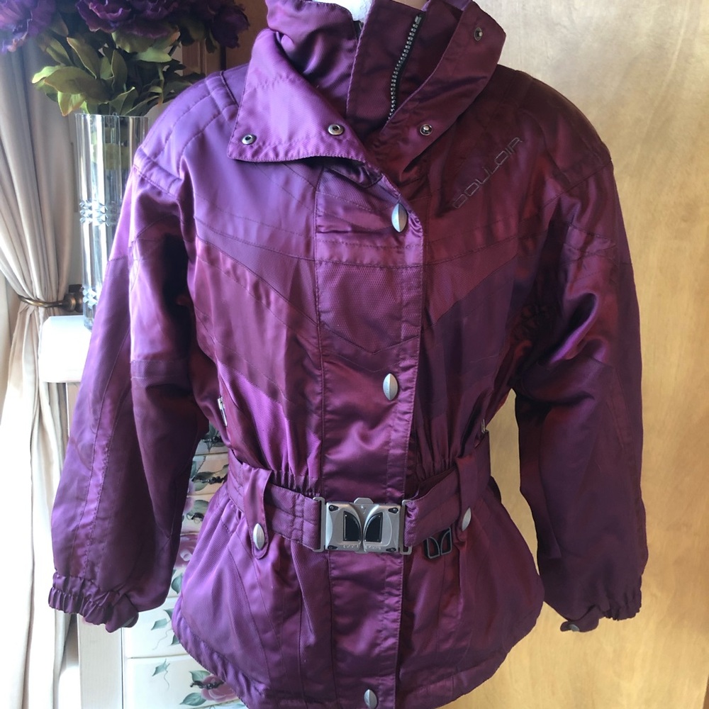 COULOIR Ski Jacket! Wine color with pewter accents. Absolutely perfect for Snow!